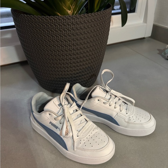 Puma Classic White and Blue Sneakers - Picture 1 of 7